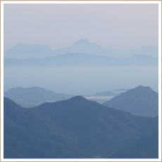 東鳳翩山（ひがしほうべんざん）眺め