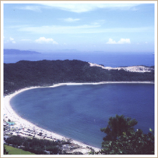 中道海水浴場（ちゅうどうかいすいよくじょう）