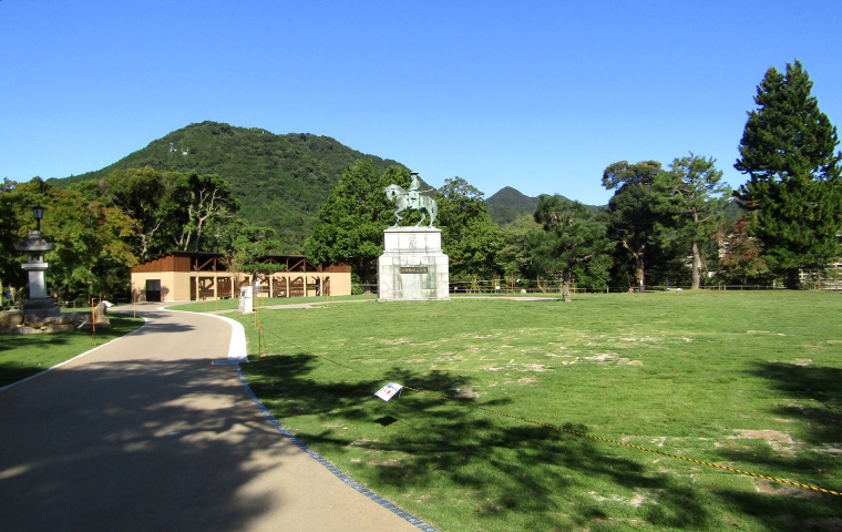 亀山公園（亀山公園山頂広場）