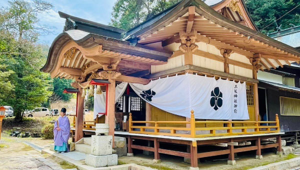 三坂神社 〈弾除け神社〉